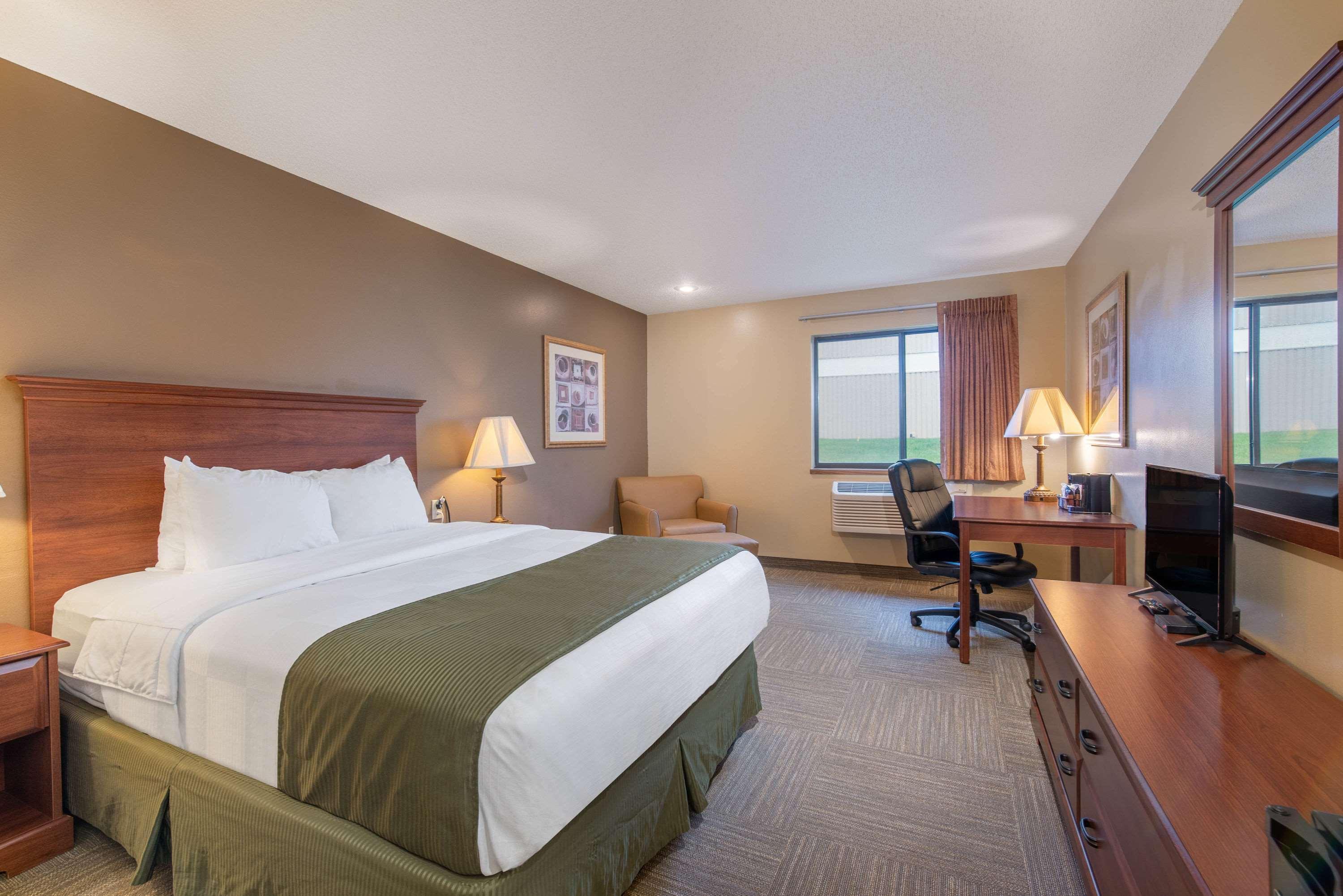 Days Inn By Wyndham Mitchell Sd Экстерьер фото